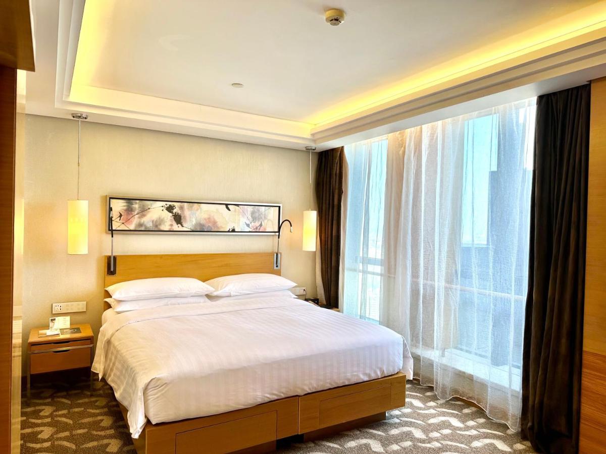 Swissotel Foshan, Guangdong Buitenkant foto